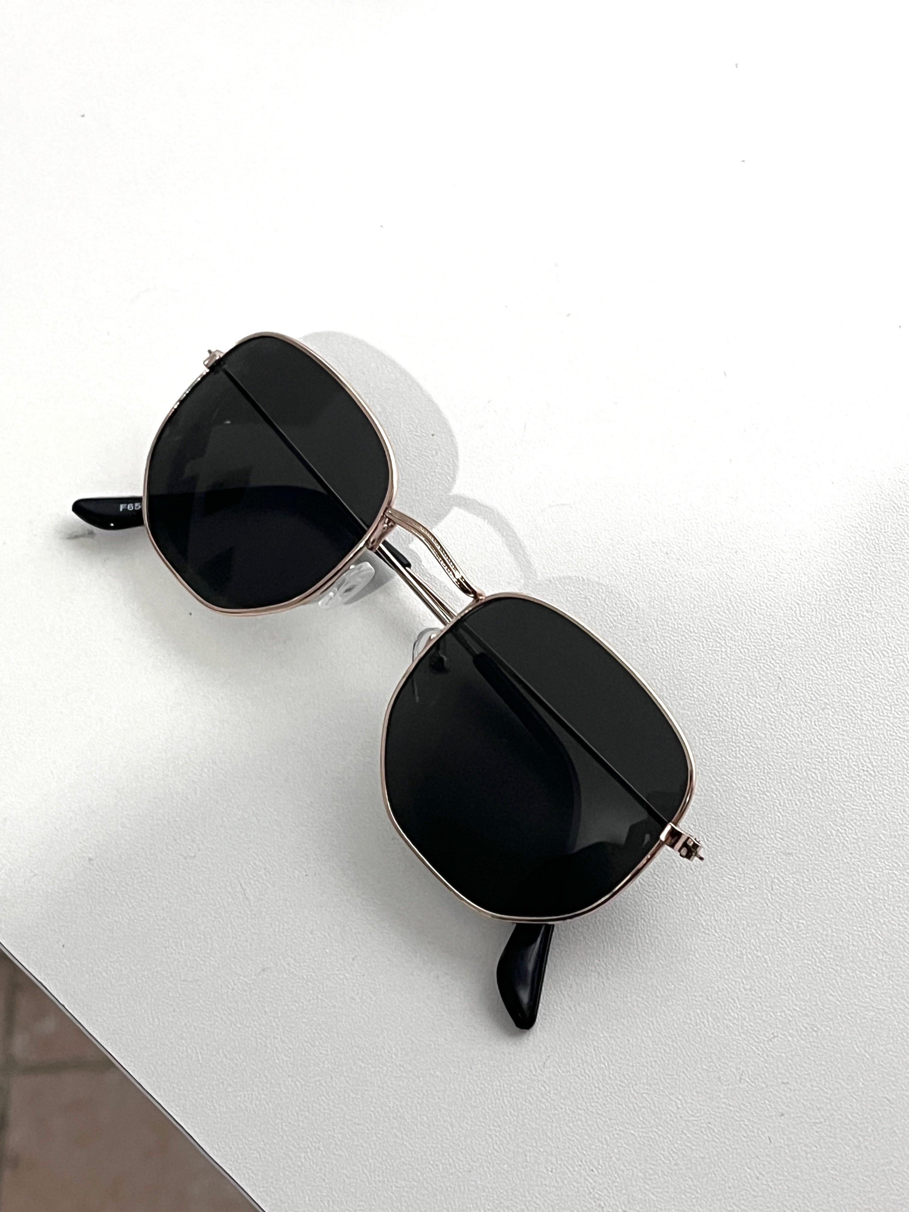 Lentes de sol - Denis.