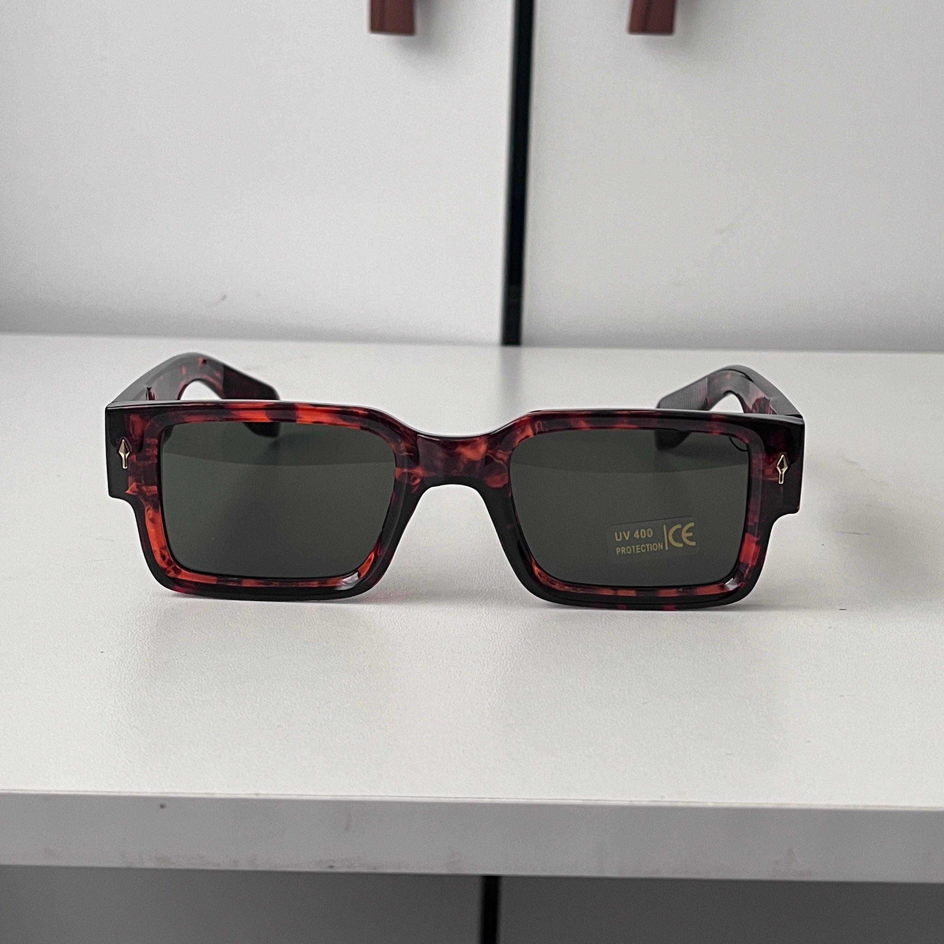 Lentes de sol - Roma.