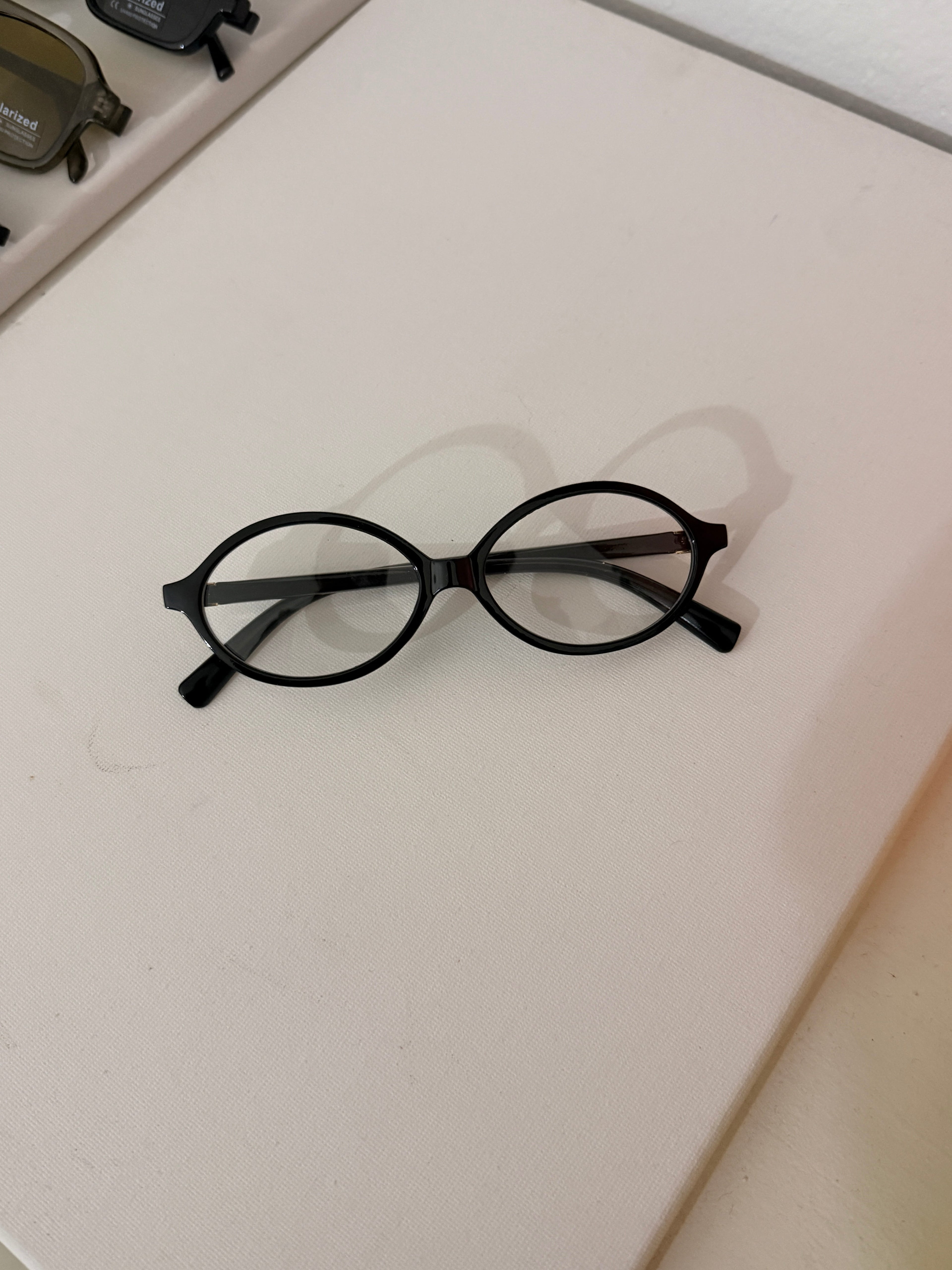 Lentes Estilo Miu miu. version economica.