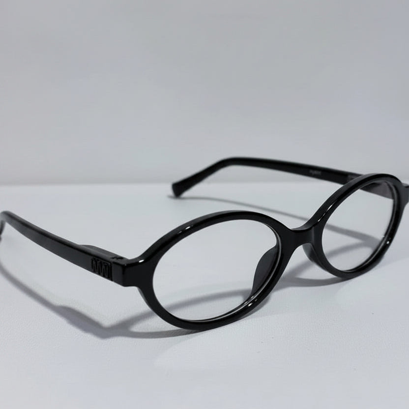 Lentes de sol - estilo miu miu.
