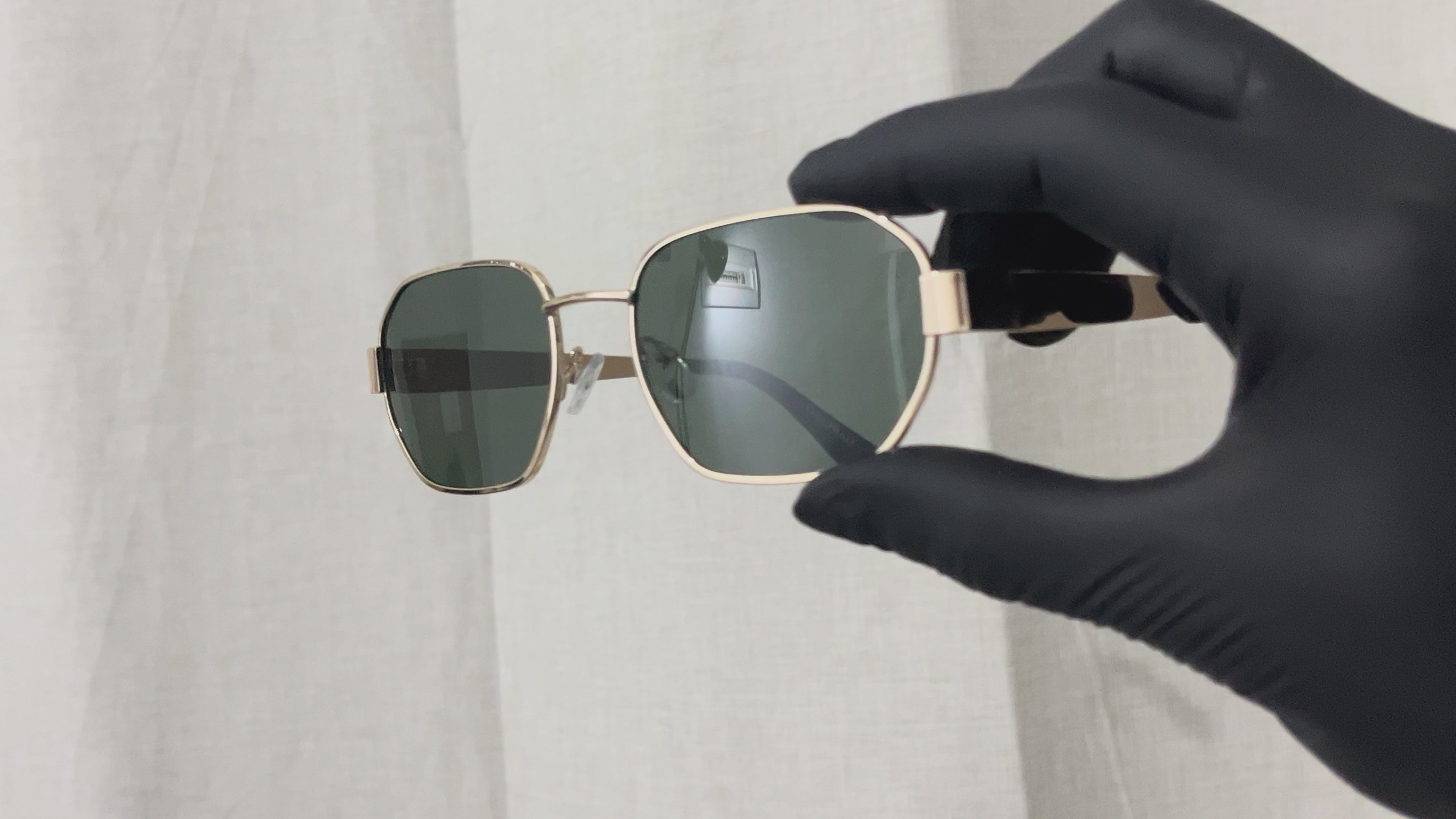 Lentes de sol - Lux green.